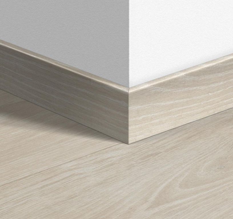 Plinthe  Quick Step, Mdf, décor Bois des gris clair, h.5.80 x L. 240.00 cm