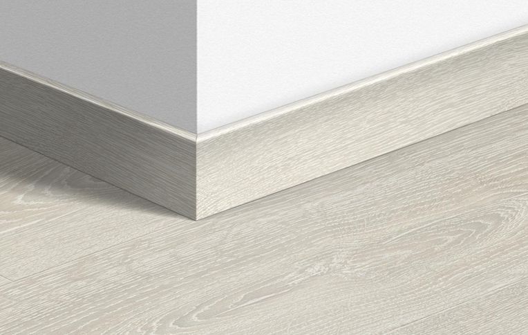 Plinthe Quick Step, Mdf, décor Bois chene patine clair, h.5.80 x L. 240.00 cm