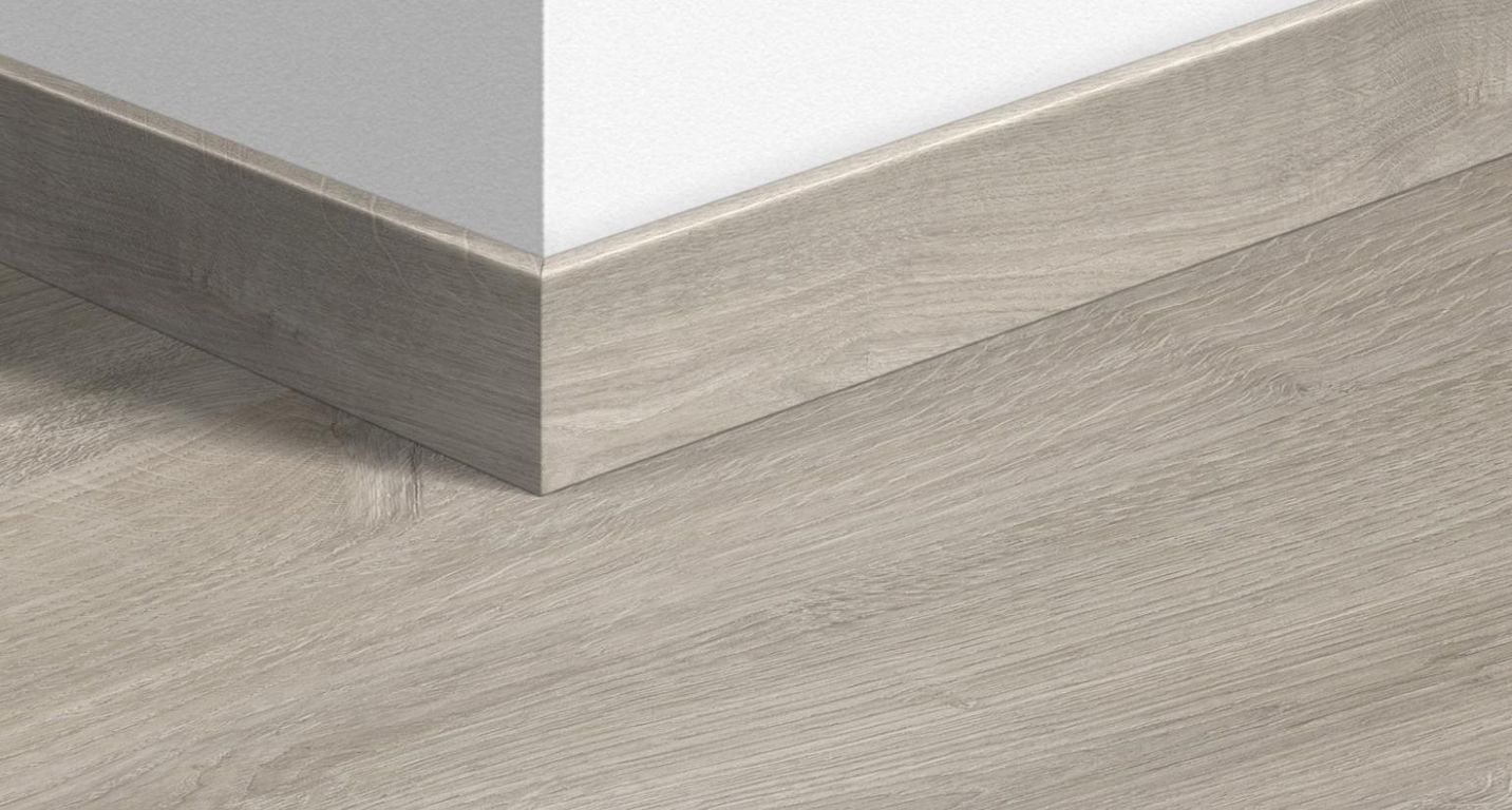 Plinthe  Quick Step, Mdf, décor Bois chene newcastle gris, h.5.80 x L. 240.00 cm
