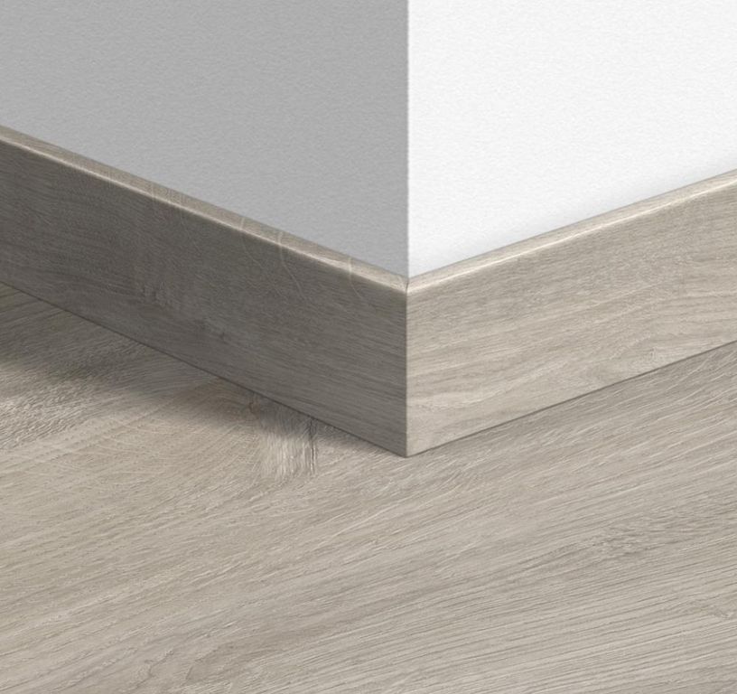 Plinthe  Quick Step, Mdf, décor Bois chene newcastle gris, h.5.80 x L. 240.00 cm