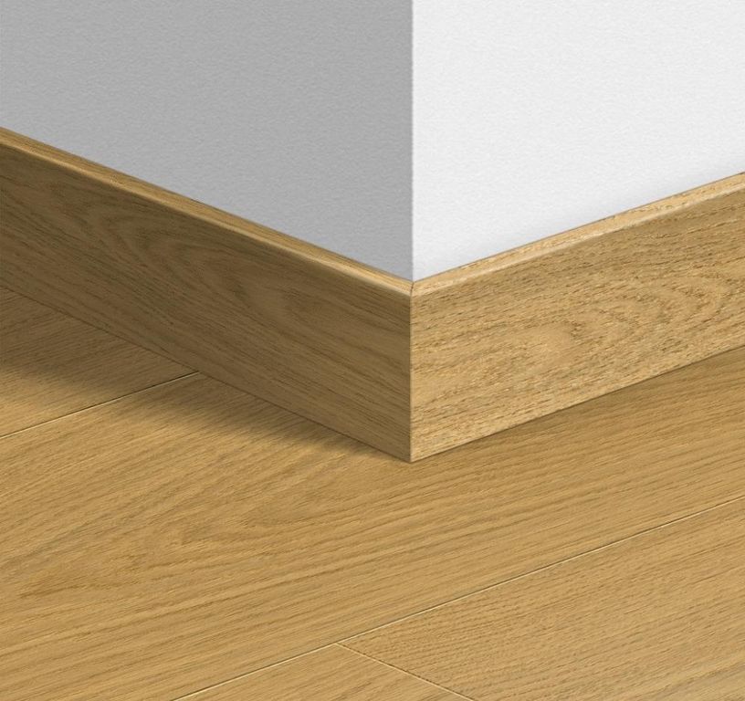 Plinthe  Quick Step, Mdf, décor Bois chene verni naturel, h.5.80 x L. 240.00 cm