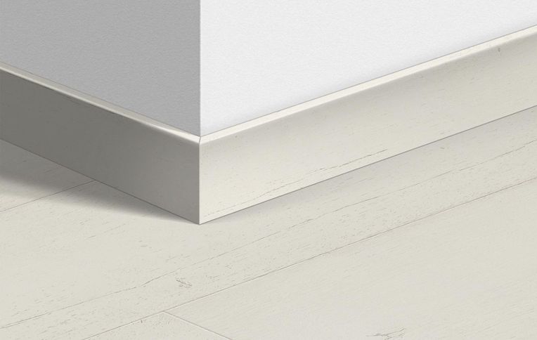Plinthe pour sols stratifiés Quick Step, Mdf, décor Bois peint blanc, h.5.80 x L. 240.00 cm