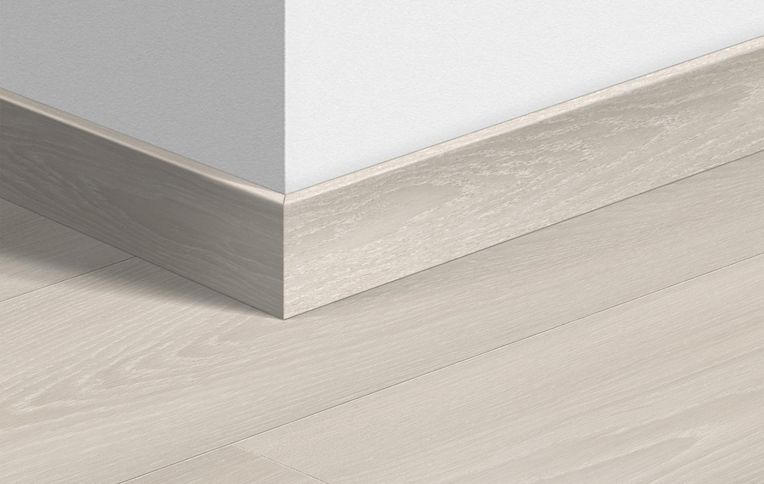 Plinthe pour sols stratifiés Quick Step, Mdf, décor Bois blanc premium, h.5.80 x L. 240.00 cm