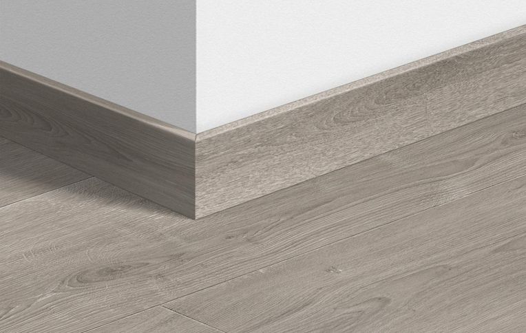 Plinthe pour sols stratifiés Quick Step, Mdf, décor Bois gris brossé, h.5.80 x L. 240.00 cm