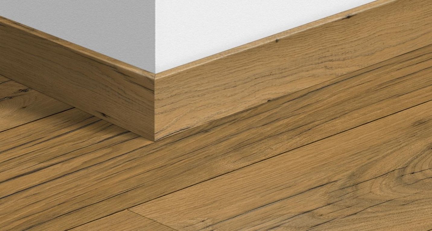 Plinthe pour sols stratifiés Quick Step, Mdf, décor Bois nature gercé, h.5.80 x L. 240.00 cm