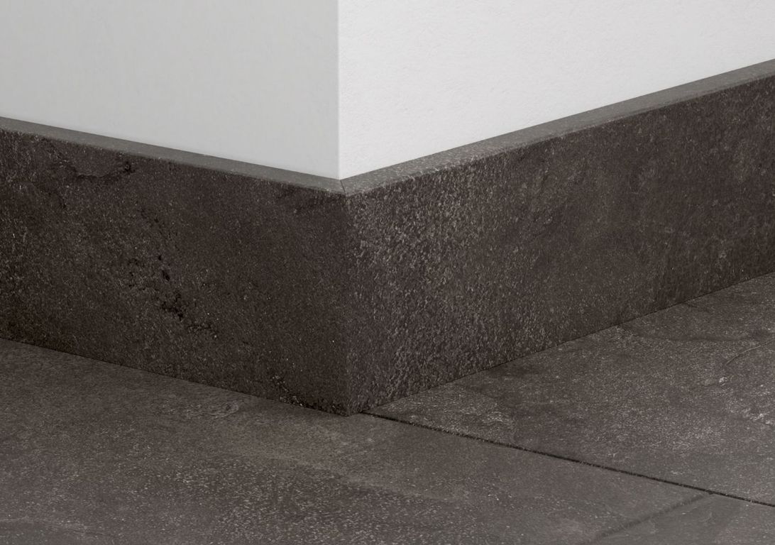 Plinthe pour sols stratifiés Quick Step, Mdf, décor Carrelage gris, h.5.80 x L. 240.00 cm