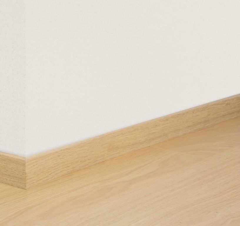 Plinthe  Quick Step, Mdf, décor Bois  chene verni naturel, h.5.80 x L. 240.00 cm