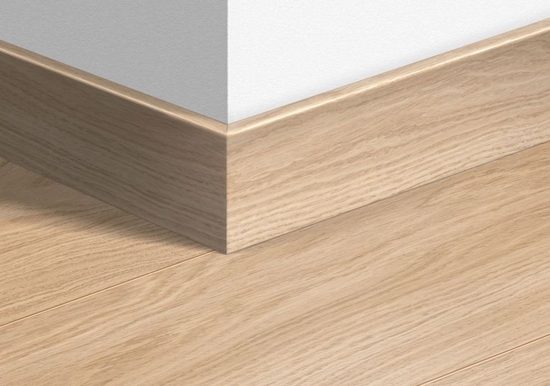 Plinthe  Quick Step, Mdf, décor Bois verni blanc, h.7.70 x L. 240.00 cm