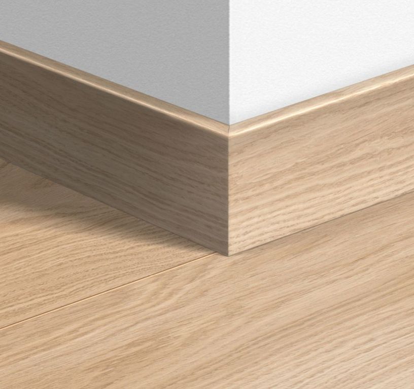 Plinthe  Quick Step, Mdf, décor Bois verni blanc, h.7.70 x L. 240.00 cm