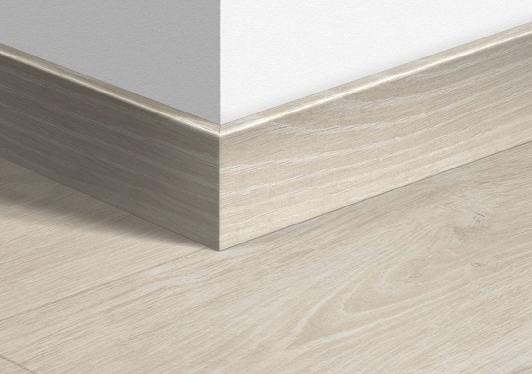 Plinthe  Quick Step, Mdf, décor Bois des gris clair, h.7.70 x L. 240.00 cm