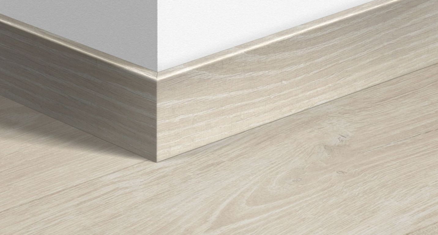 Plinthe  Quick Step, Mdf, décor Bois des gris clair, h.7.70 x L. 240.00 cm