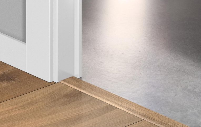 Profilé multi fonction INCIZO STRATIFIE Quick Step, mdf, décor chêne nature, l.4.80 x L. 215.00 cm