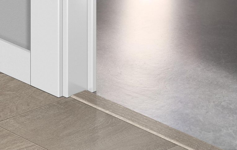 Profilé multi fonction INCIZO STRATIFIE Quick Step, mdf, décor pin blanc, l.4.80 x L. 215.00 cm