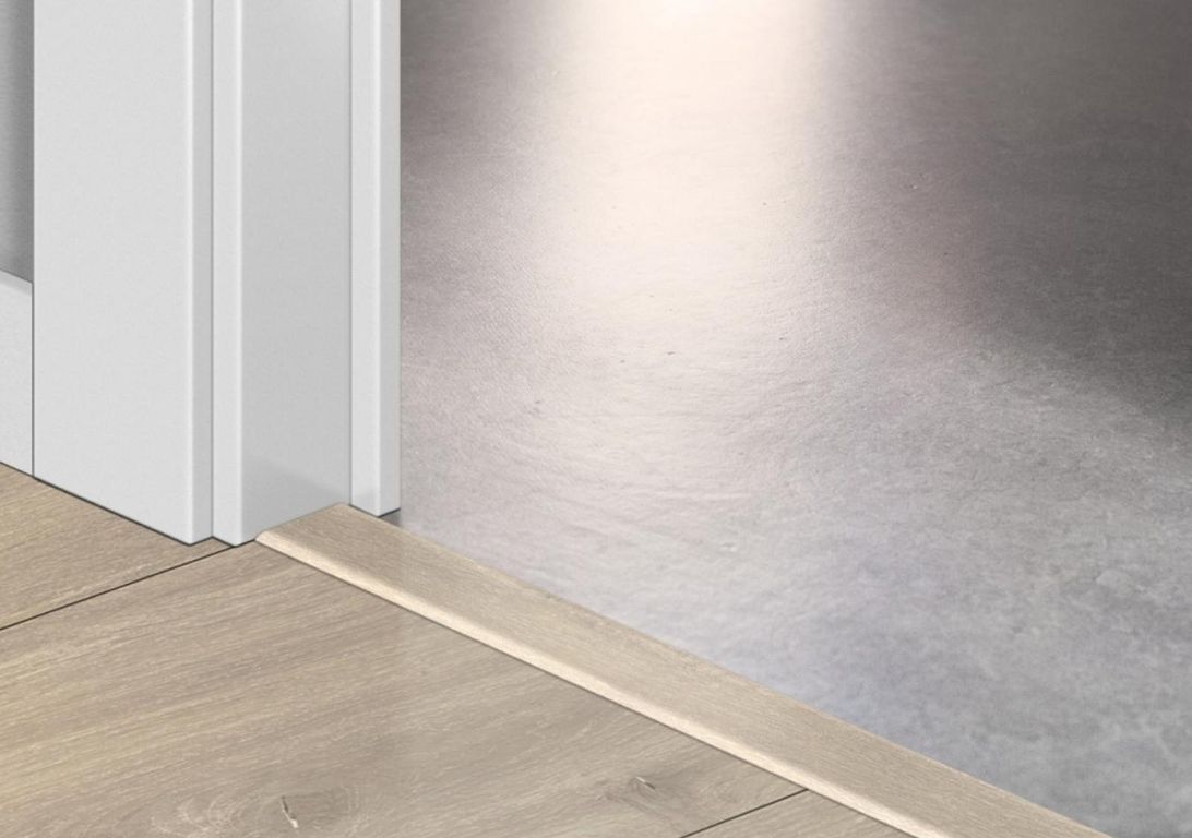 Profilé multi fonction INCIZO STRATIFIE Quick Step, mdf, décor chêne havanna, l.4.80 x L. 215.00 cm