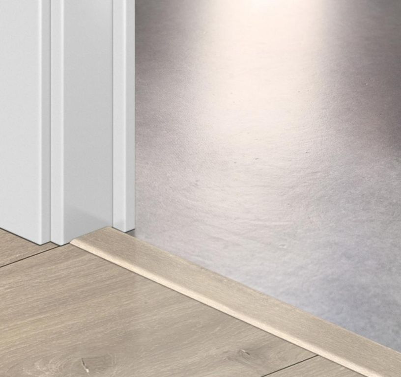 Profilé multi fonction INCIZO STRATIFIE Quick Step, mdf, décor chêne havanna, l.4.80 x L. 215.00 cm
