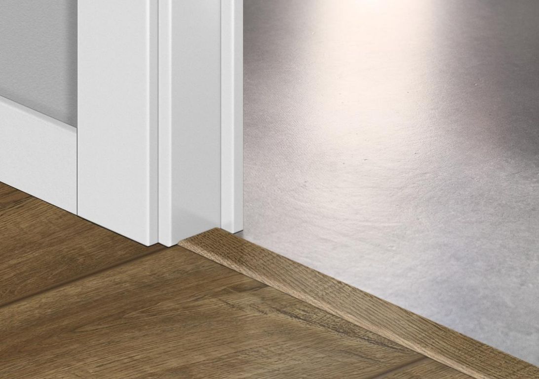 Profilé multi fonction INCIZO STRATIFIE Quick Step, mdf, décor chêne vieilli brun , l.4.80 x L. 215.00 cm