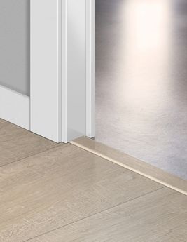 Profilé multi fonction INCIZO STRATIFIE  Quick Step, Mdf, décor chêne raboté beige , l.4.80 x L. 215.00 cm