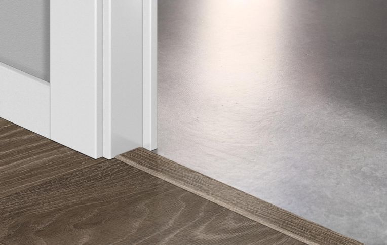 Profilé multi fonction INCIZO STRATIFIE Quick Step, mdf, décor chêne marron, l.4.80 x L. 215.00 cm