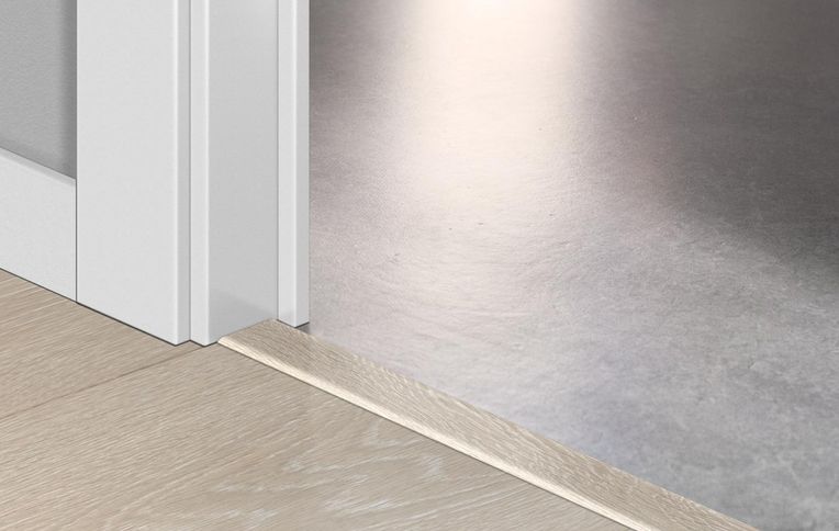 Profilé multi fonction INCIZO STRATIFIE Quick Step, mdf, décor chêne beige clair, l.4.80 x L. 215.00 cm