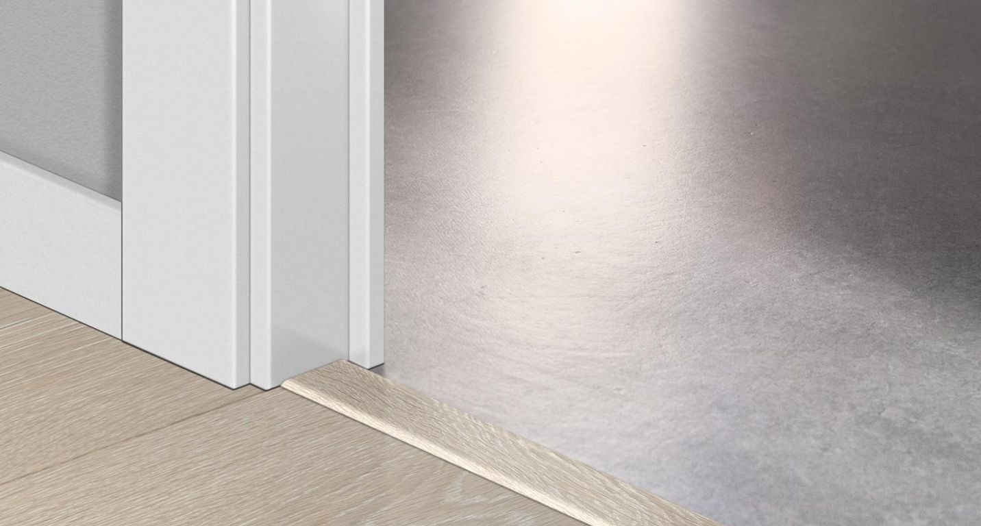 Profilé multi fonction INCIZO STRATIFIE Quick Step, mdf, décor chêne beige clair, l.4.80 x L. 215.00 cm