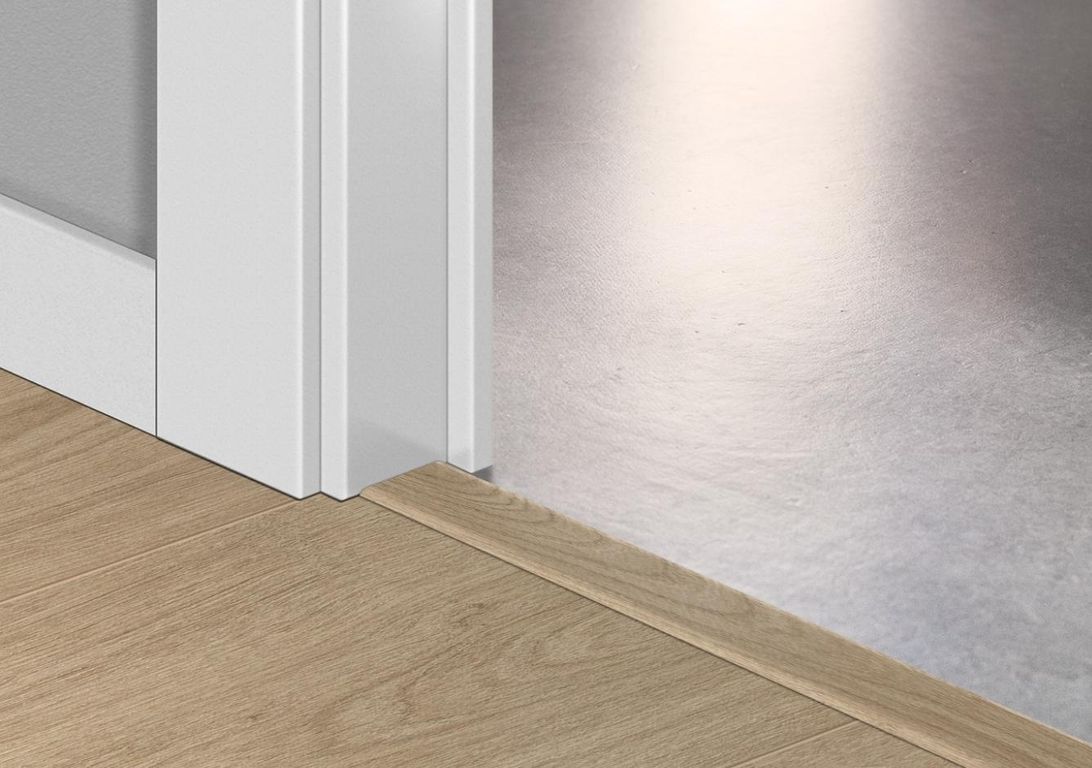 Profilé multi fonction INCIZO STRATIFIE Quick Step, mdf, décor chêne marron clair, l.4.80 x L. 215.00 cm