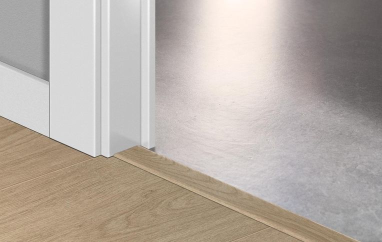 Profilé multi fonction INCIZO STRATIFIE Quick Step, mdf, décor chêne marron clair, l.4.80 x L. 215.00 cm