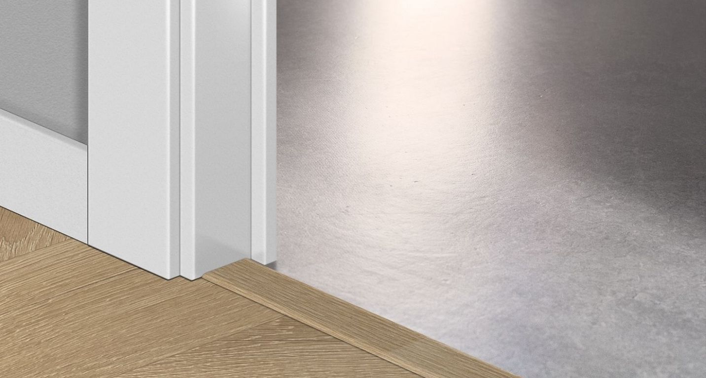 Profilé multi fonction INCIZO STRATIFIE Quick Step, mdf, décor royal oak natural, l.4.80 x L. 215.00 cm