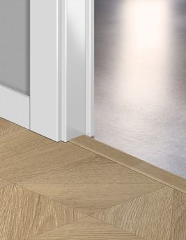 Profilé multi fonction INCIZO STRATIFIE  Quick Step, Mdf, décor royal oak natural, l.4.80 x L. 215.00 cm