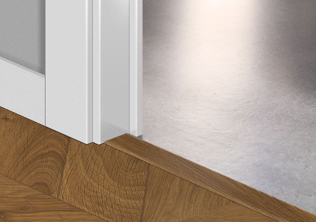 Profilé multi fonction INCIZO STRATIFIE Quick Step, mdf, décor chevron oak brown, l.4.80 x L. 215.00 cm
