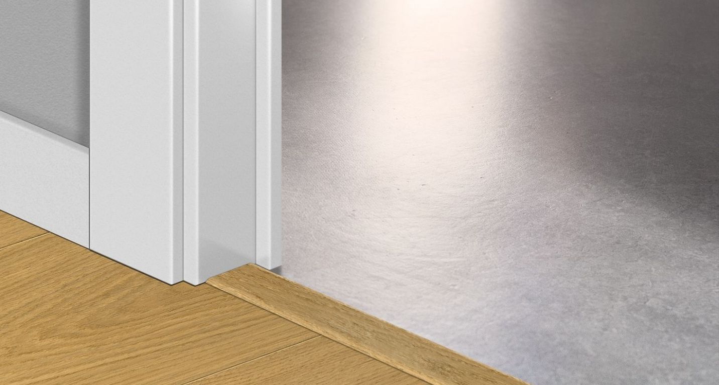 Profilé multi fonction INCIZO STRATIFIE Quick Step, mdf, décor chene verni naturel, l.4.80 x L. 215.00 cm