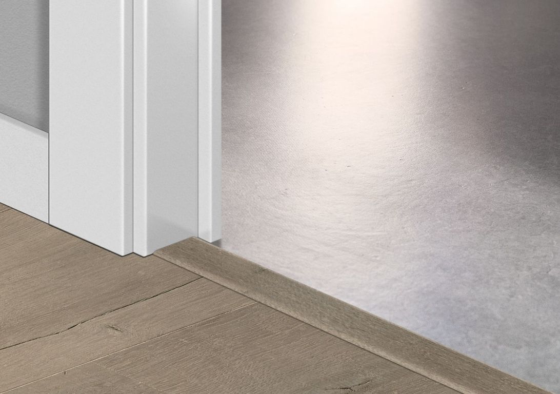 Profilé multi fonction INCIZO STRATIFIE Quick Step, mdf, décor patiné brun, l.4.80 x L. 215.00 cm