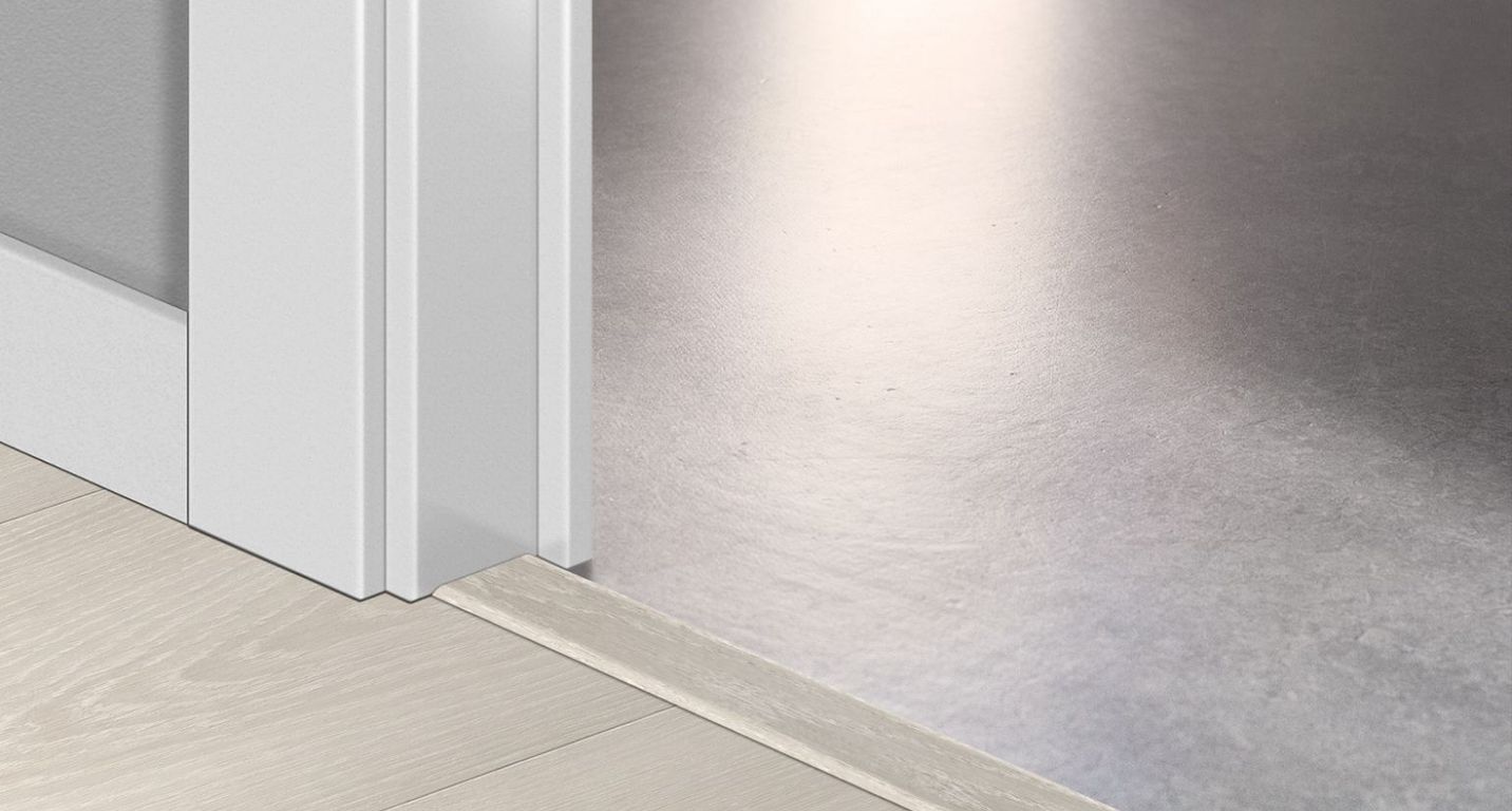 Profilé multi fonction INCIZO STRATIFIE Quick Step, mdf, décor blanc premium, l.4.80 x L. 215.00 cm
