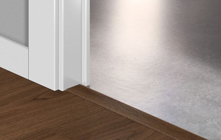 Profilé multi fonction INCIZO STRATIFIE Quick Step, mdf, décor noyer chic, l.4.80 x L. 215.00 cm