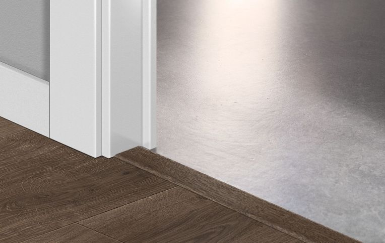 Profilé multi fonction INCIZO STRATIFIE Quick Step, mdf, décor brun brossé, l.4.80 x L. 215.00 cm