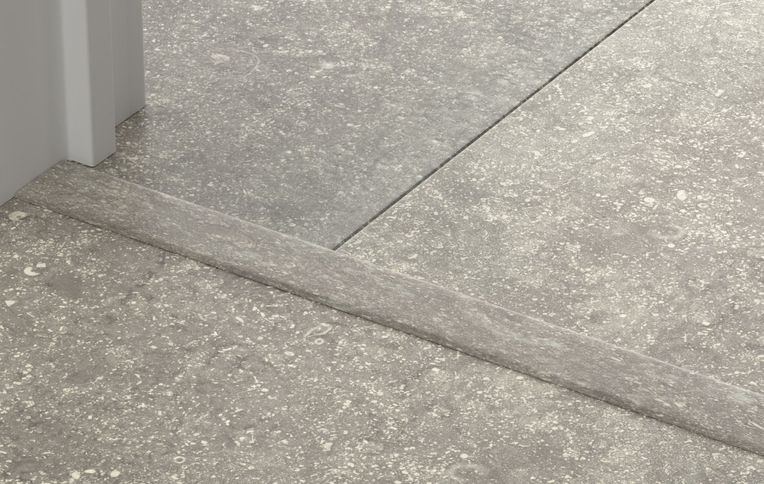 Profilé multi fonction INCIZO STRATIFIE Quick Step, mdf, décor gris clair, l.4.80 x L. 215.00 cm