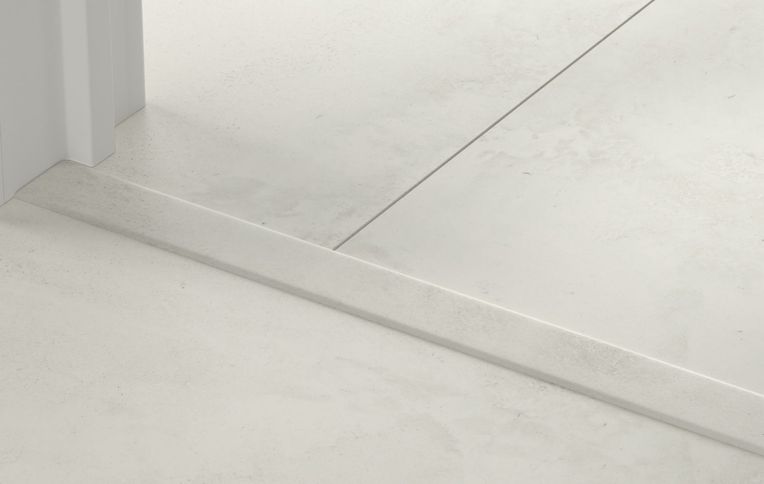 Profilé multi fonction INCIZO STRATIFIE Quick Step, mdf, décor blanc, l.4.80 x L. 215.00 cm
