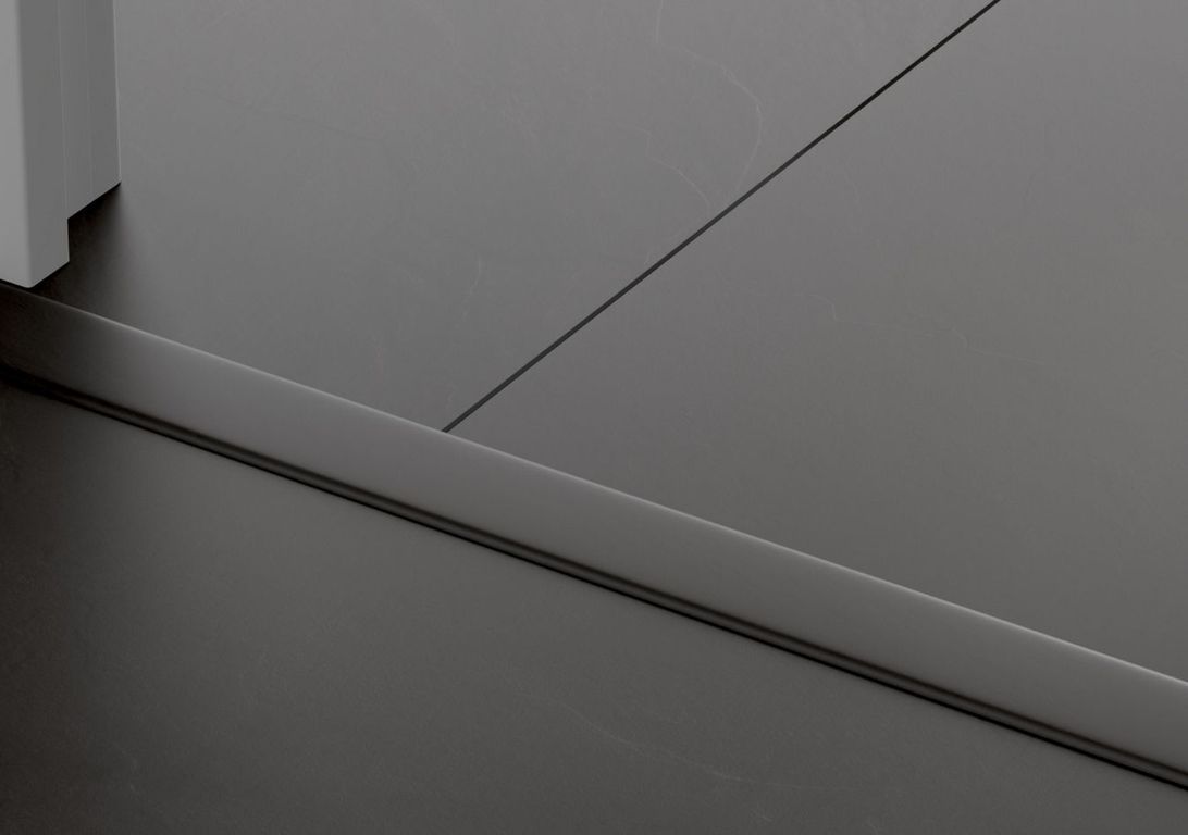 Profilé multi fonction INCIZO STRATIFIE Quick Step, mdf, décor noir, l.4.80 x L. 215.00 cm