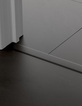 Profilé multi fonction INCIZO STRATIFIE  Quick Step, Mdf, décor noir, l.4.80 x L. 215.00 cm