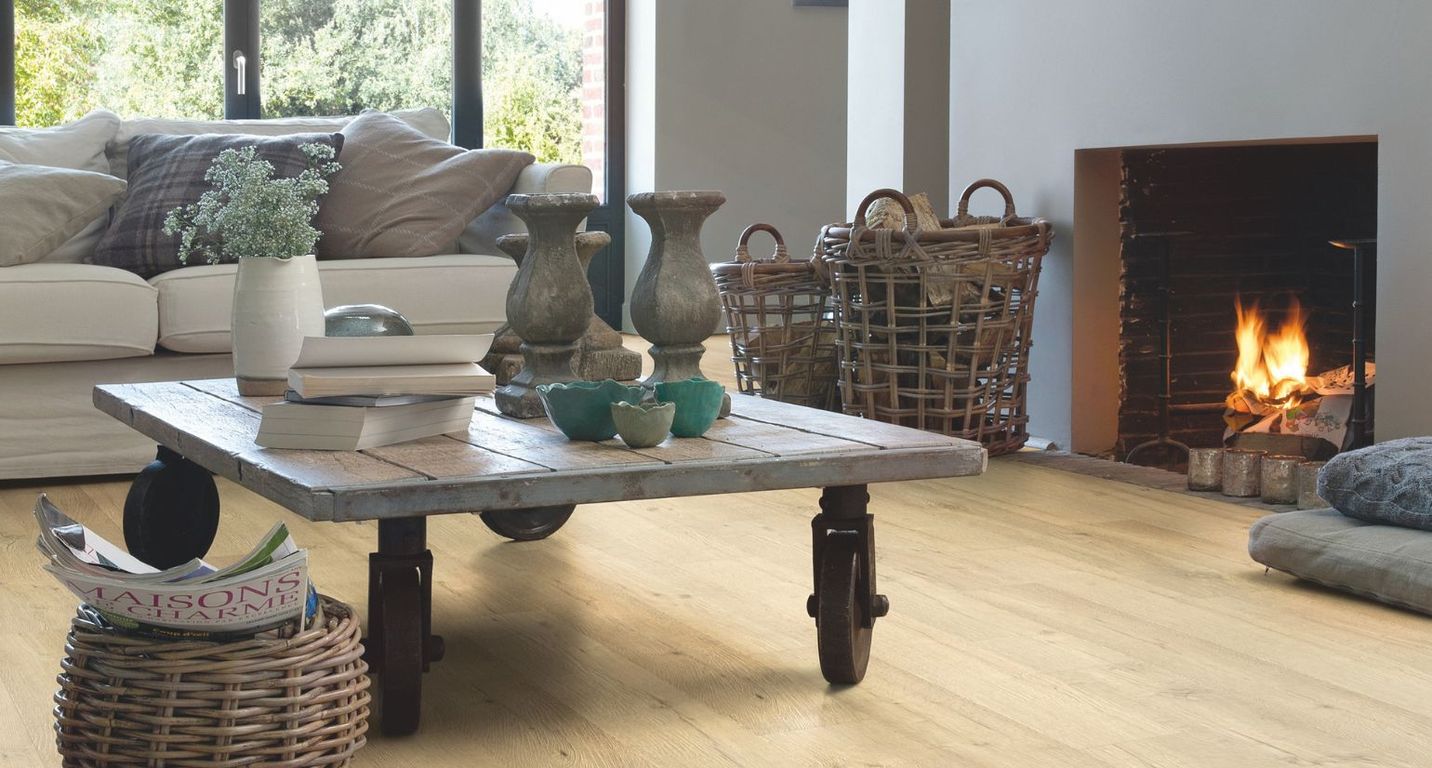 Sol stratifié IMPRESSIVE Quick Step, aspect Bois naturel sablé, lame 19.00 x 138.00 cm