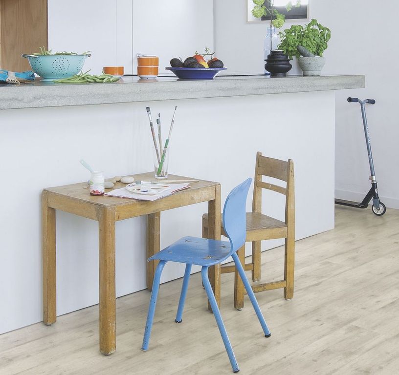 Sol stratifié IMPRESSIVE Quick Step, aspect Bois gris clair, lame 19.00 x 138.00 cm