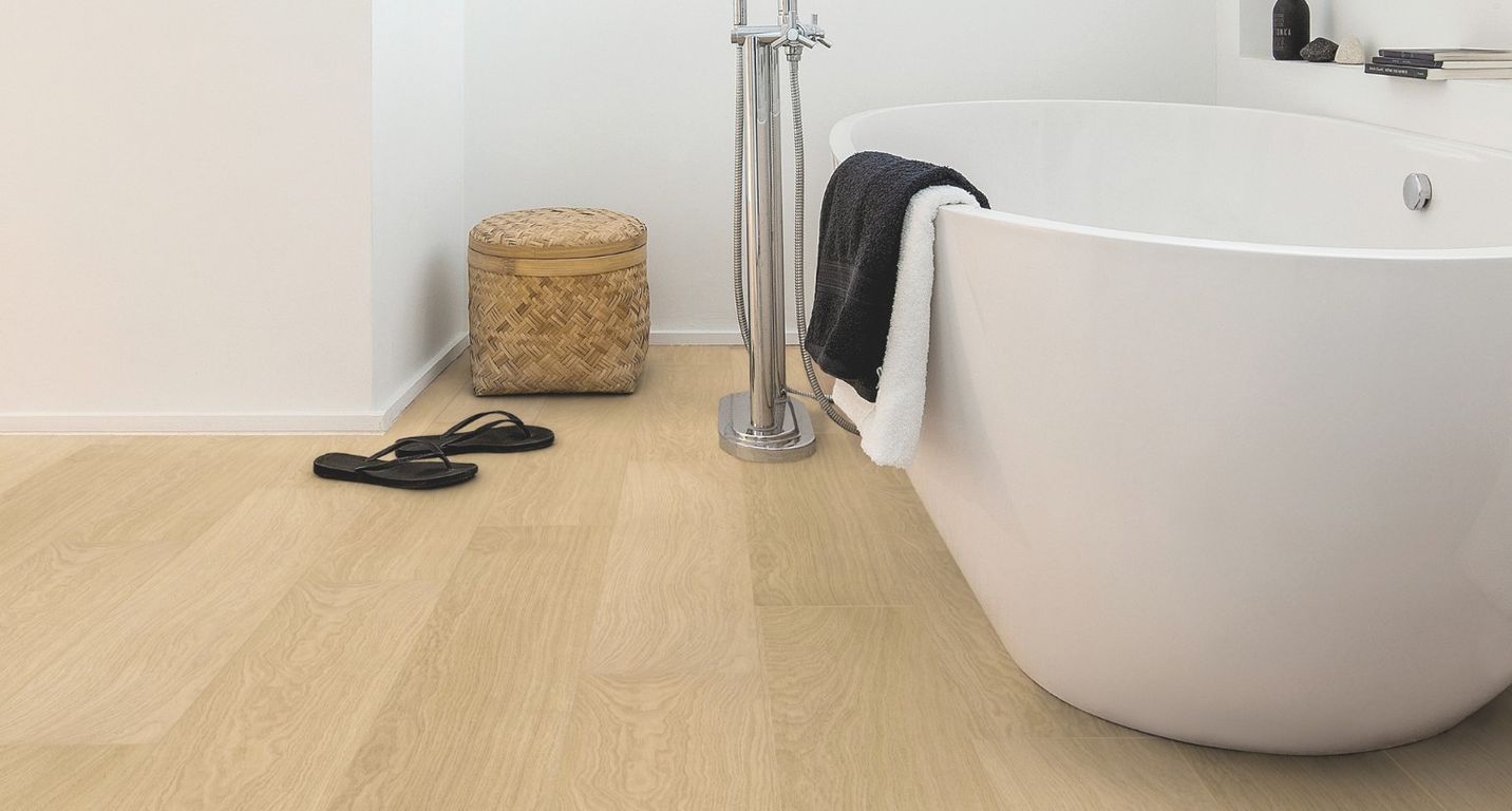 Sol stratifié IMPRESSIVE ULTRA Quick Step, aspect Bois blond, lame 19.00 x 138.00 cm