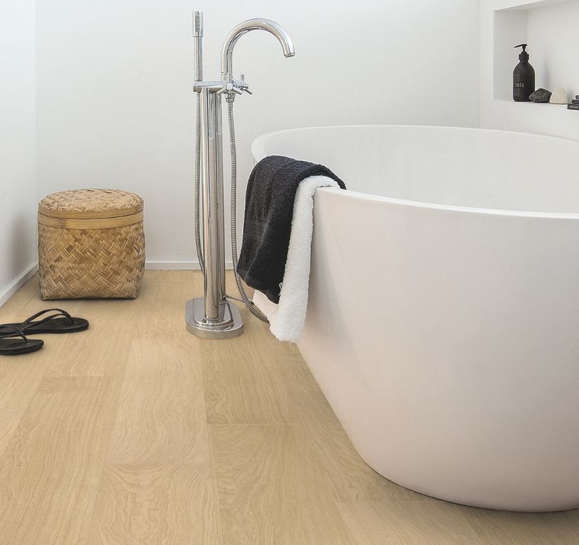 Sol stratifié IMPRESSIVE ULTRA Quick Step, aspect Bois blond, lame 19.00 x 138.00 cm