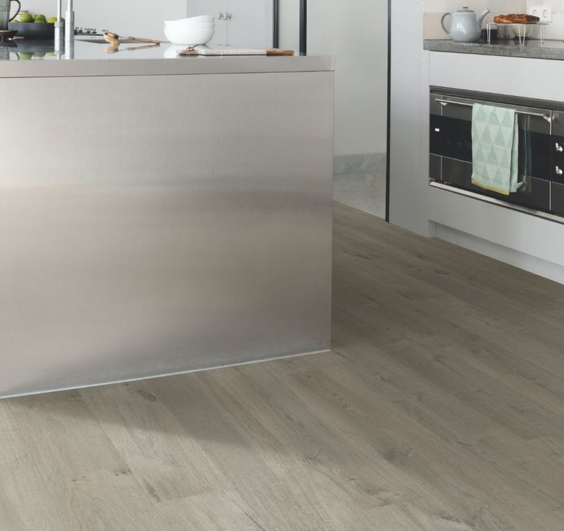 Sol stratifié IMPRESSIVE ULTRA Quick Step, aspect Bois gris, lame 19.00 x 138.00 cm