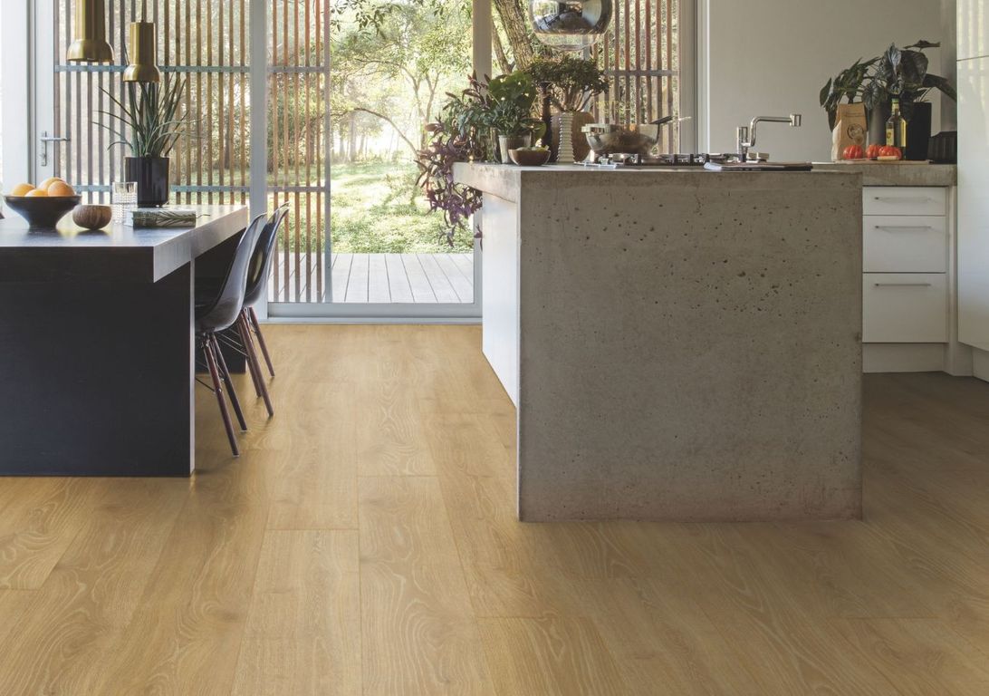 Sol stratifié MAJESTIC Quick Step, aspect Bois chêne des bois naturel, lame 24.00 x 205.00 cm