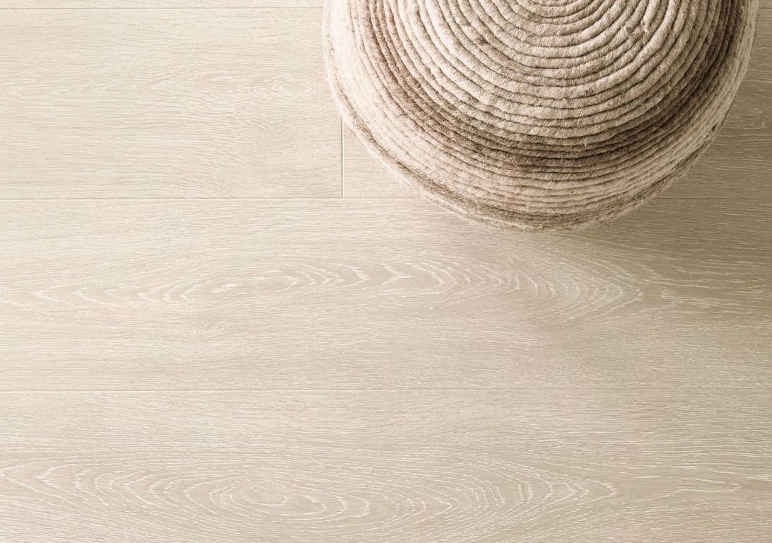 Sol stratifié MAJESTIC Quick Step, aspect Bois chêne de la vallée beige clair, lame 24.00 x 205.00 cm