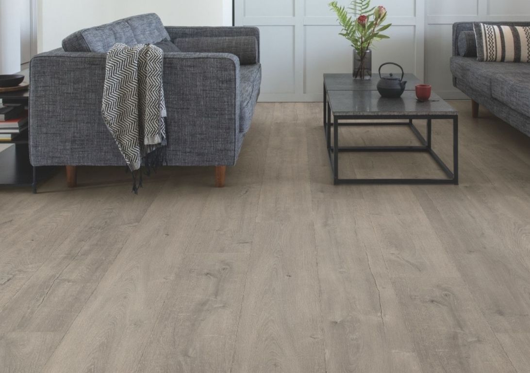 Sol stratifié CAPTURE Quick Step, aspect Bois patiné gris, lame 21.20 x 138.00 cm