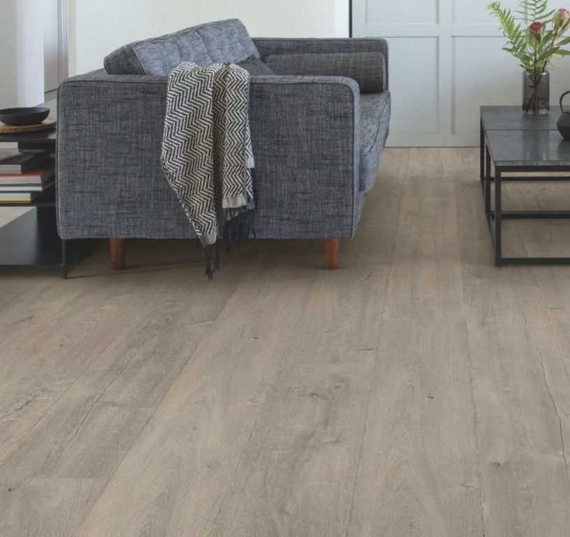 Sol stratifié CAPTURE Quick Step, aspect Bois patiné gris, lame 21.20 x 138.00 cm