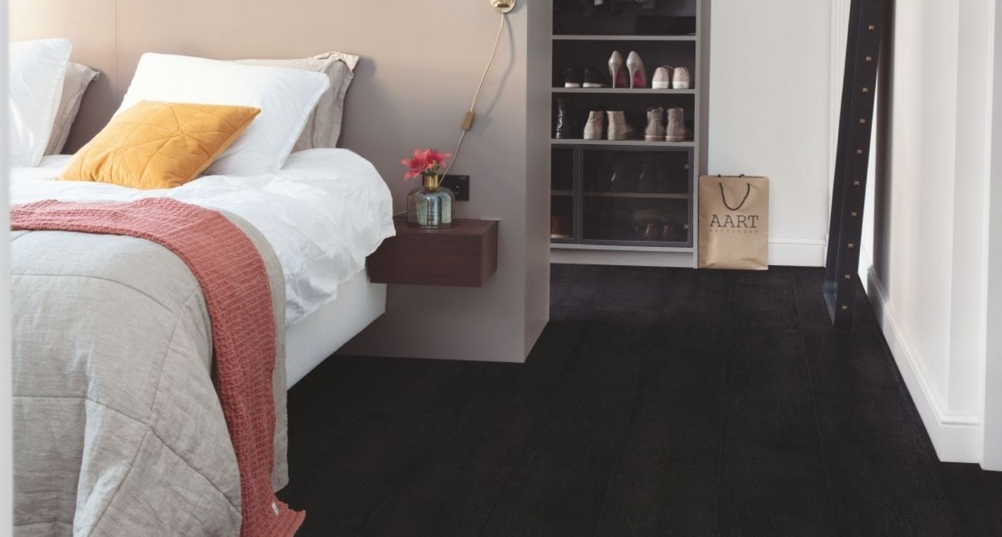 Sol stratifié CAPTURE Quick Step, aspect Bois peint noir, lame 21.20 x 138.00 cm