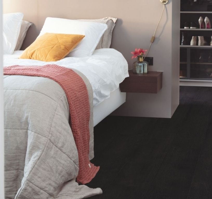 Sol stratifié CAPTURE Quick Step, aspect Bois peint noir, lame 21.20 x 138.00 cm