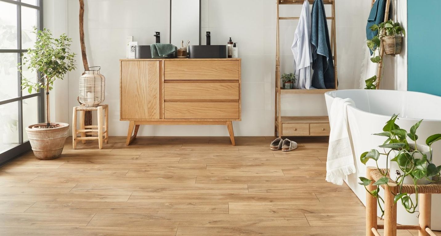 Sol stratifié QS CLASSIC HYDROSEAL Quick Step, aspect Bois naturel, lame 19.00 x 120.00 cm